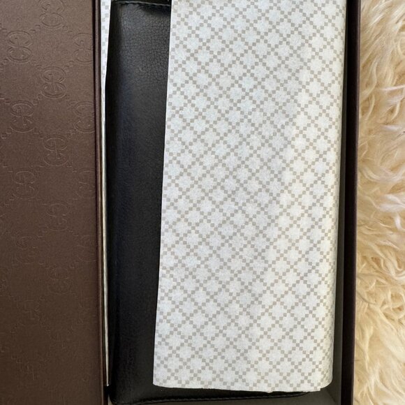 Gucci Black Pebbled Leather Continental Wallet with Tassel - Picture 2 of 12